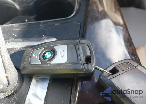 2015 BMW 328I xDrive из США, поврежденный, VIN WBA3B5G56FNS14036